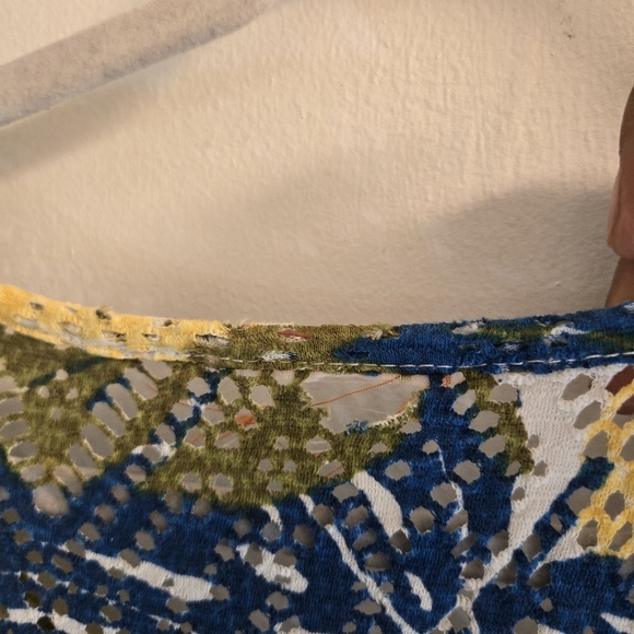 Boho Tropical Multi Color Leaf Print Blouse W Front Tie And Gold Neck Design 3XL - Picture 11 of 11